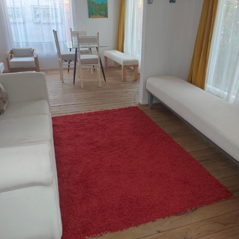Casa 4 esquinas - Two-Bedroom House - 1