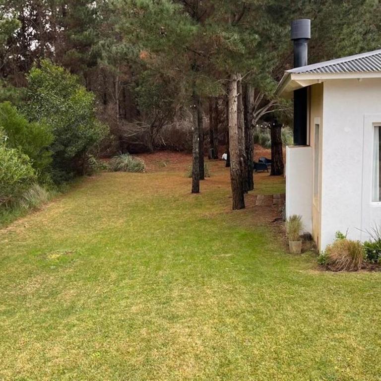 Casa con parque y pileta en Costa Esmeralda - Casa Vacacional de 3 dormitorios - 19