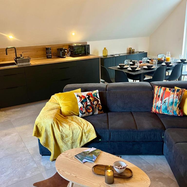 Le Vieux Bourg Apartment 4, Spacious 3 bedroom Apartment, Ski & Cycle - Apartamento de 3 dormitorios - 8