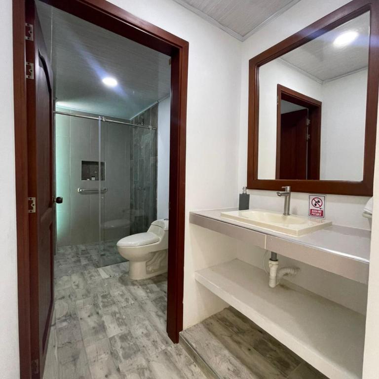 Hotel Reserva Aguamarina - Habitación Doble Deluxe con balcón - 6