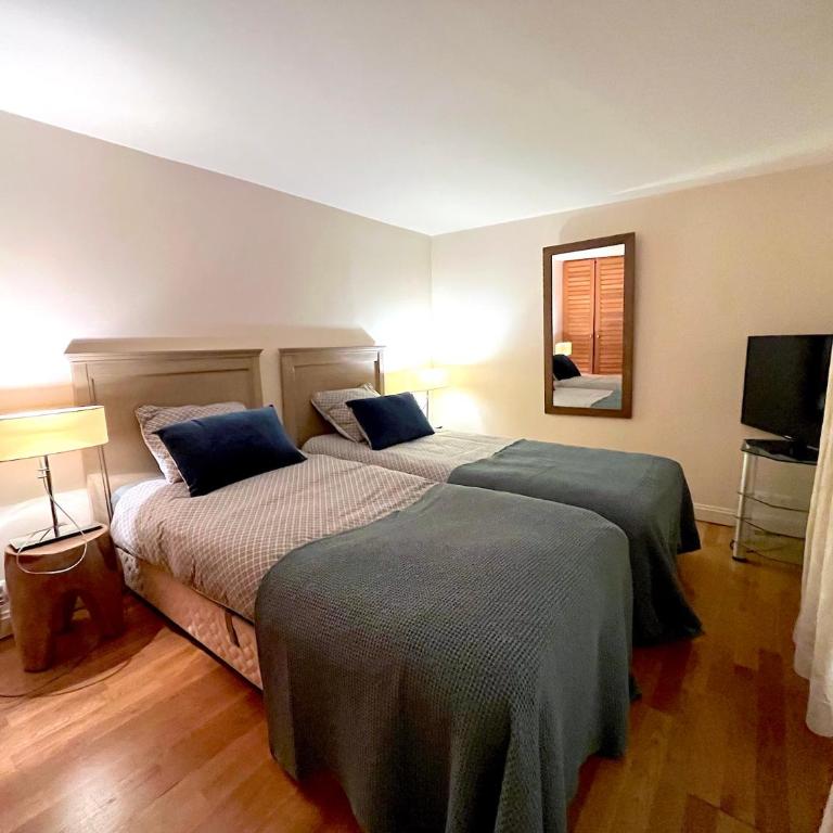 L'appartement Pierre Charron L - Two-Bedroom Apartment - 12