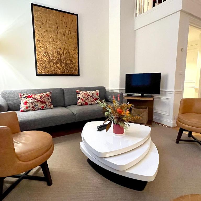 L'appartement Pierre Charron L - Two-Bedroom Apartment - 4