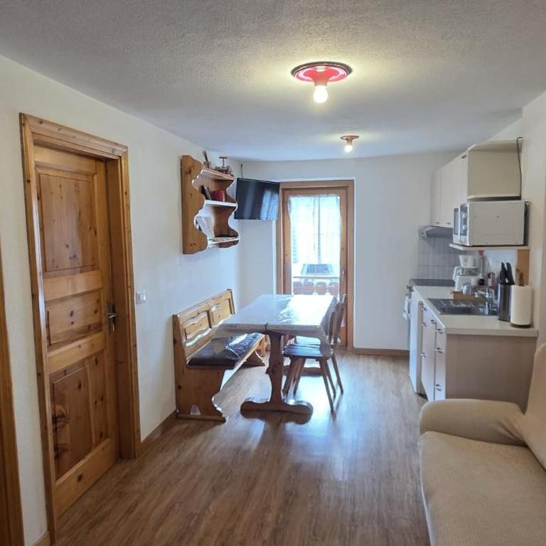 Casa Longa - Appartamento con 2 Camere da Letto - 30