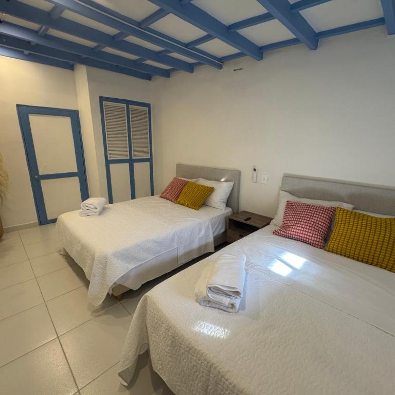 Cozy duplex at Cartagena City Center - Two-Bedroom Apartment - 2