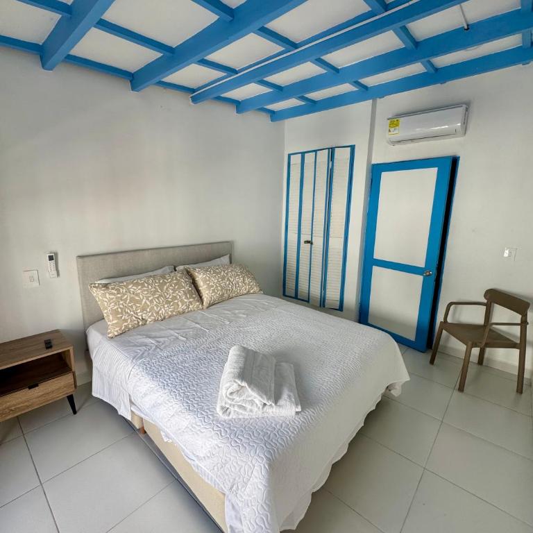 Cozy duplex at Cartagena City Center - Two-Bedroom Apartment - 17