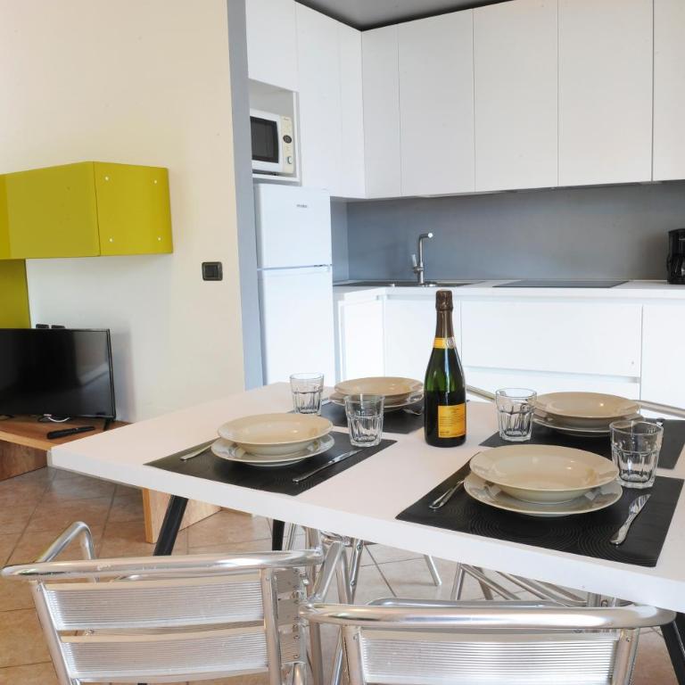 Casa Pagani - Appartamento con 2 Camere da Letto e Vista Lago - 7