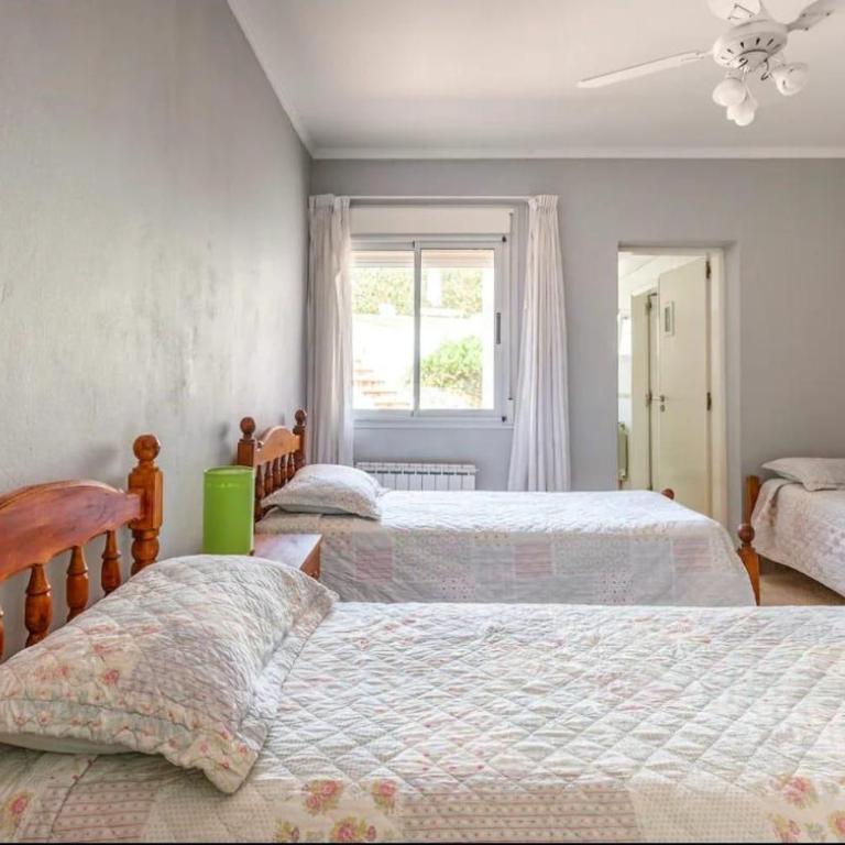 Casa D'amico - Four-Bedroom House - 40