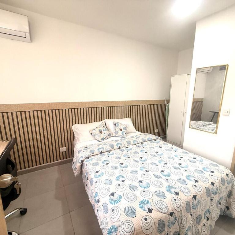 Hermoso Apartamento con vista al mar - Three-Bedroom Apartment - 13