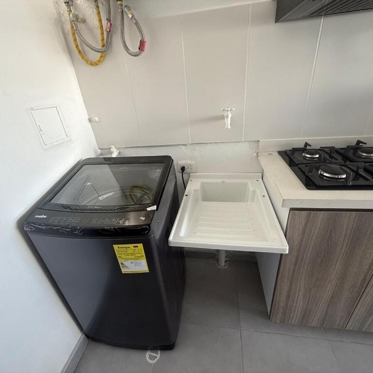 Hermoso Apartamento con vista al mar - Three-Bedroom Apartment - 20