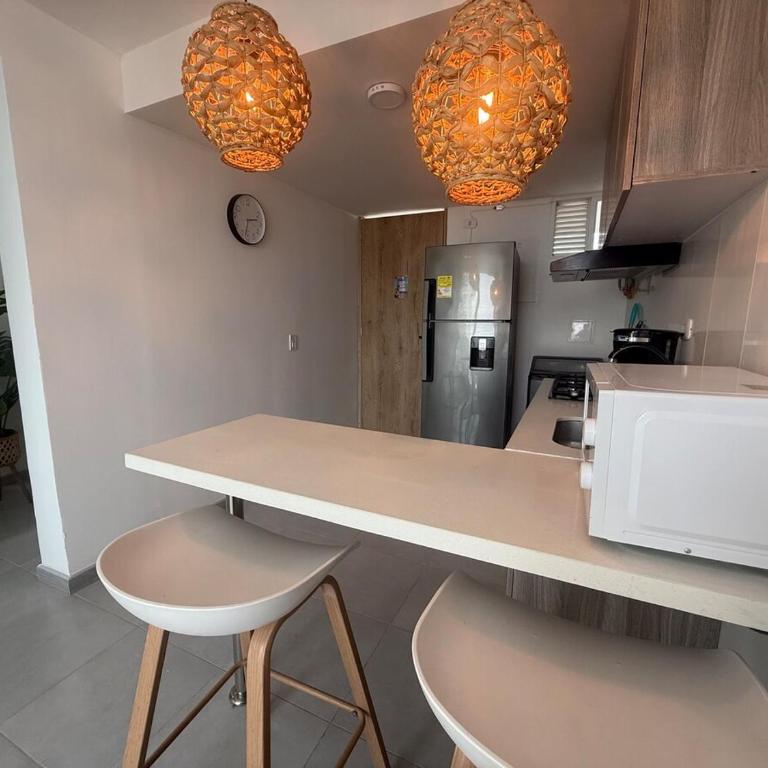 Hermoso Apartamento con vista al mar - Three-Bedroom Apartment - 7