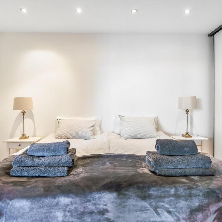 Dream Stay! 15 Guests, Big Pool with Heating Option at Extra Cost, Sea view! - Villa with Private Pool - 38