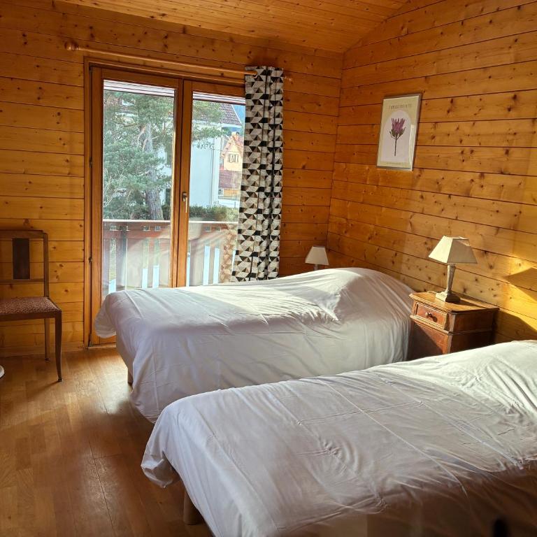 Chalet familial Gerardmer centre - salle de jeu - piscine partagée - Chalet - 25