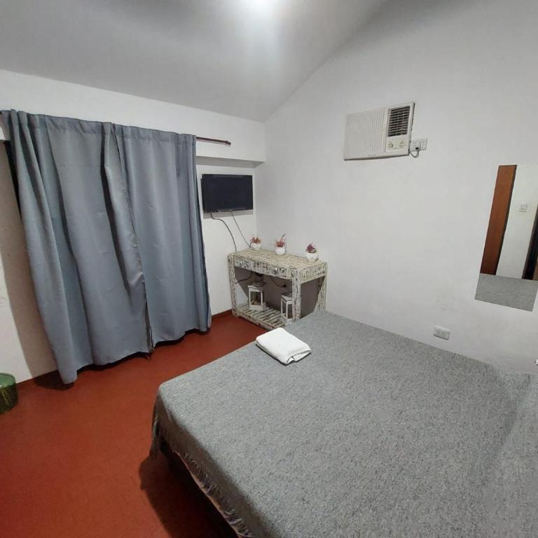 2 Cuadras de Terminal - Frente al Teleférico con Pileta - Double Room with Private Bathroom - 9