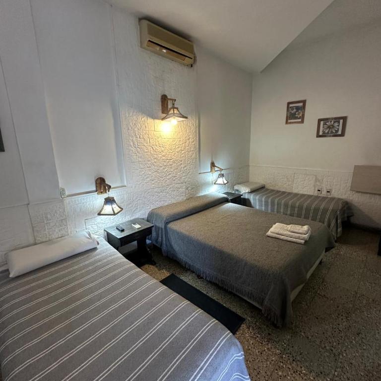 2 Cuadras de Terminal - Frente al Teleférico con Pileta - Classic Quadruple Room - 3