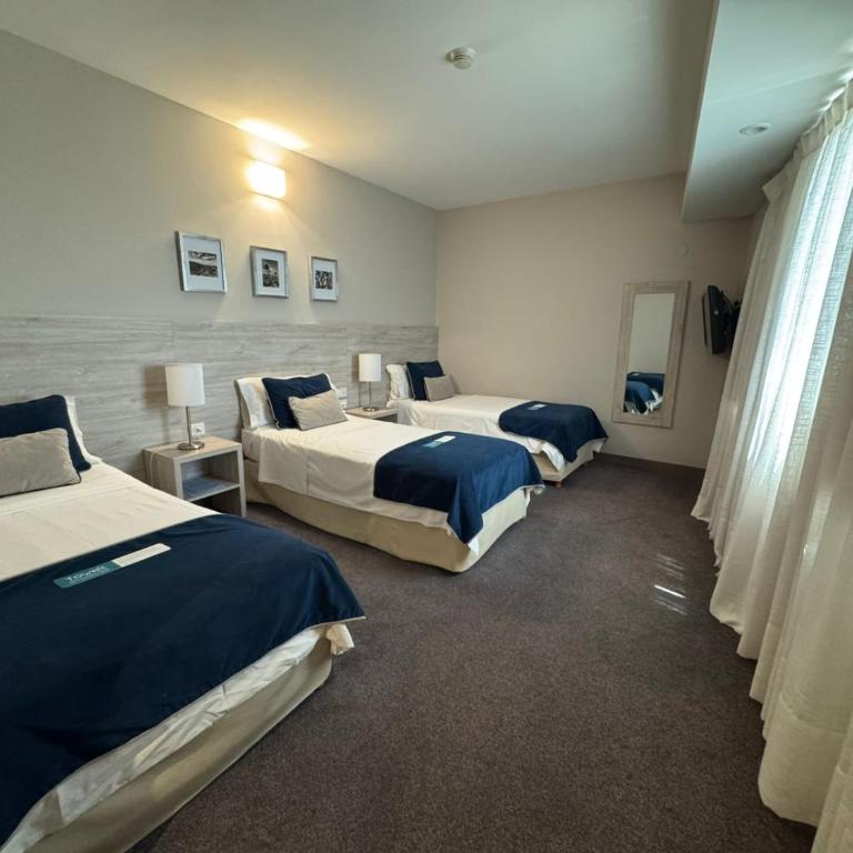 Hotel Tower Inn & Suites - Habitación Familiar Estándar - 1