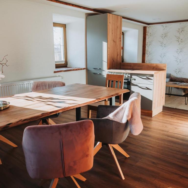 Aichlburg Appartement - Apartment - auf 2 Etagen - 32