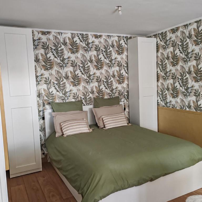 Studio avec coin nuit climatisé avec grande terrasse et parking au pied de la Marina et de la plage de Fréjus - Appartement 1 Chambre - 2