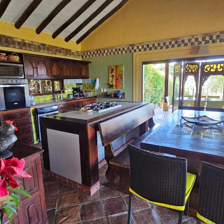 La Primavera, casas campestres para familias, paisajes, tranquilidad, cerca al pueblo - Casa Margarita - 30