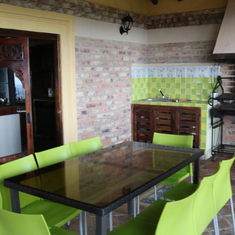 La Primavera, casas campestres para familias, paisajes, tranquilidad, cerca al pueblo - Casa Margarita - 85