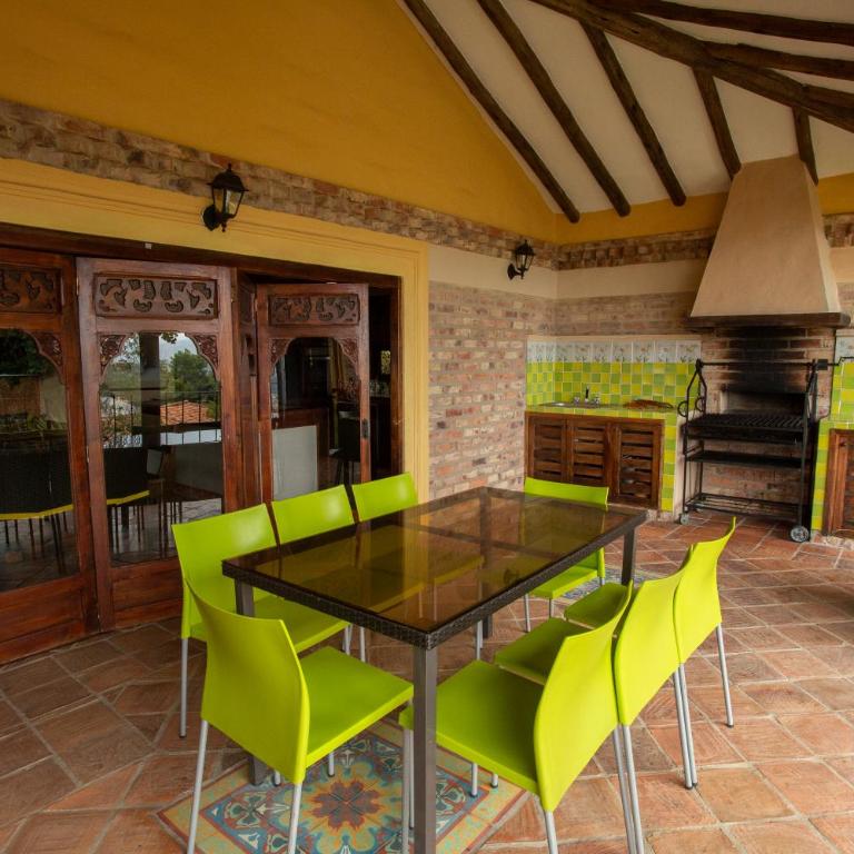 La Primavera, casas campestres para familias, paisajes, tranquilidad, cerca al pueblo - Casa Margarita - 98