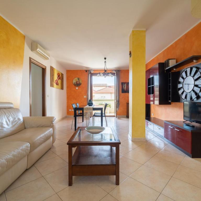 Appartamento Luminoso - Appartamento con 2 Camere da Letto e Terrazza - 11