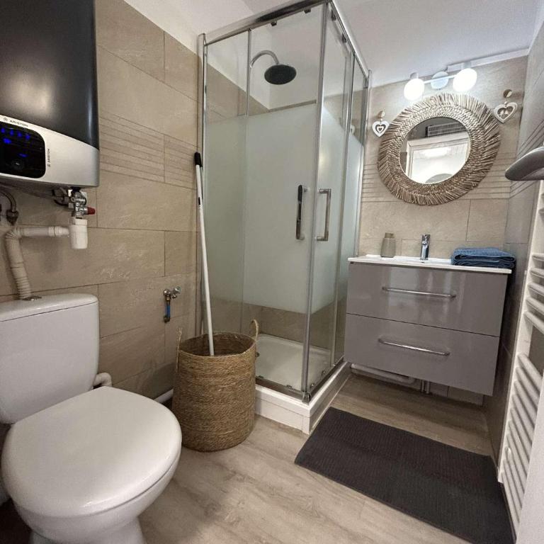 Charmant studio face à l'océan - Studio-Apartment mit Meerblick - 9