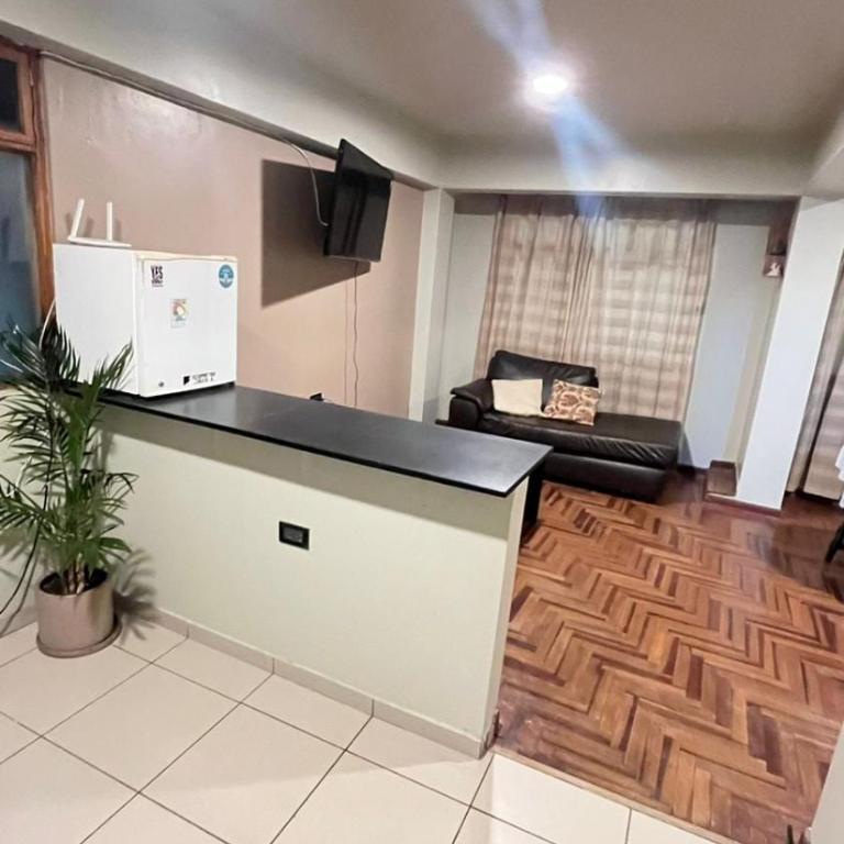 A small apartment 3 blocks from downtown - One-Bedroom Apartment - 1