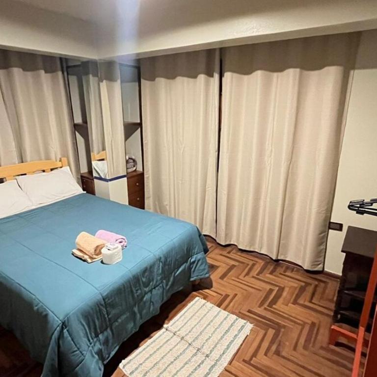 A small apartment 3 blocks from downtown - One-Bedroom Apartment - 21
