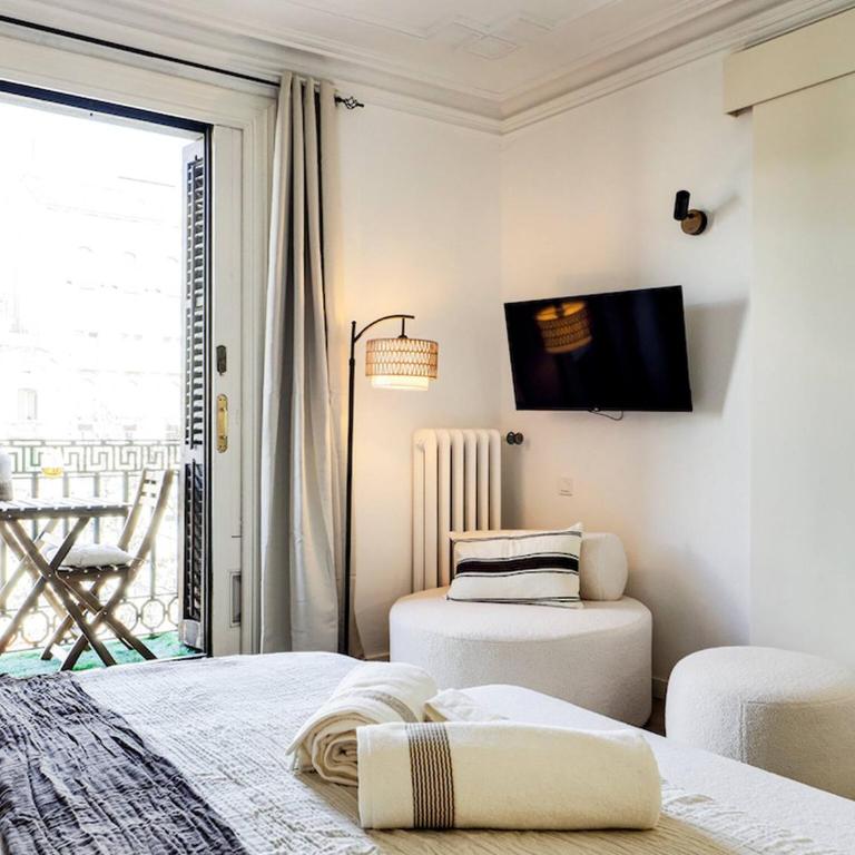 Casa modernista en Paseo de Gracia - Apartment - 11