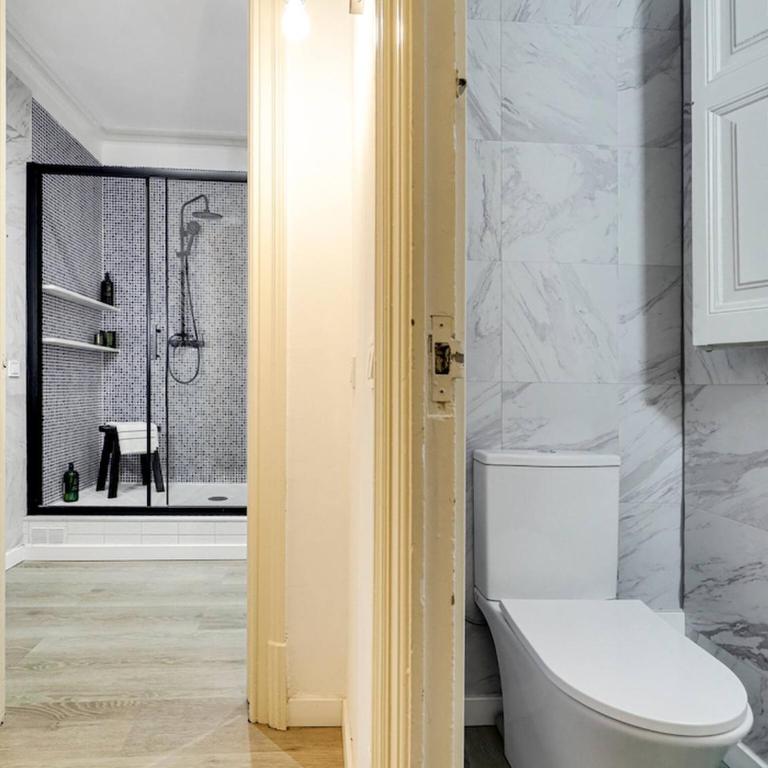 Casa modernista en Paseo de Gracia - Apartment - 29