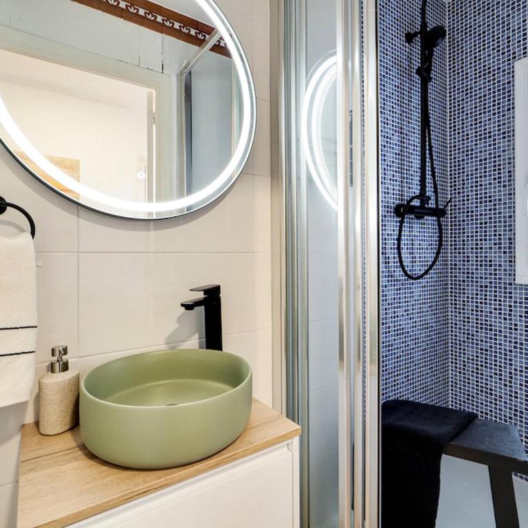 Casa modernista en Paseo de Gracia - Apartment - 35