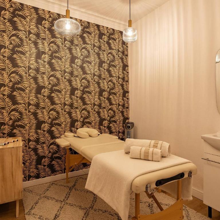 Casa modernista en Paseo de Gracia - Apartment - 39