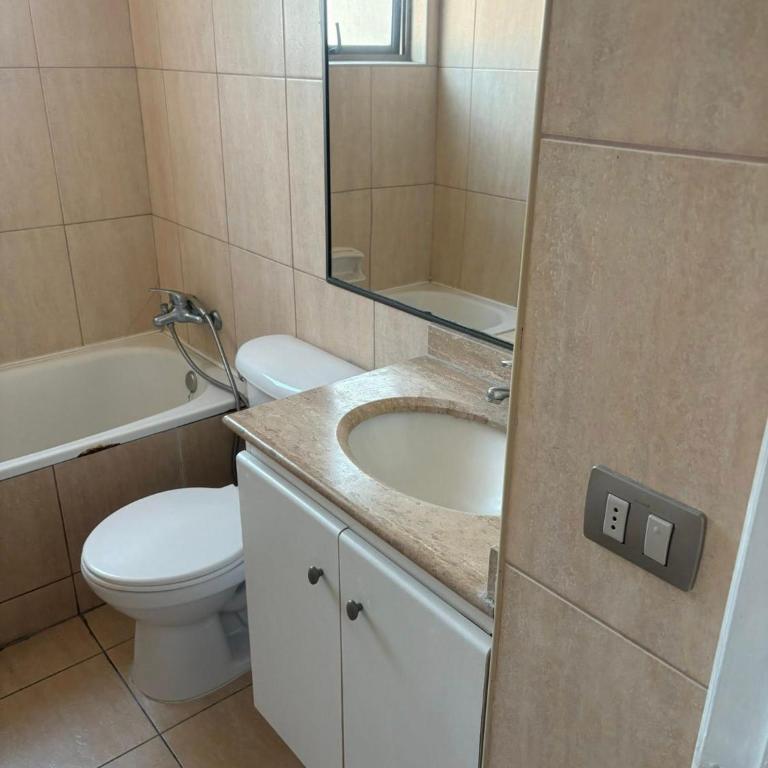Exclusivo departamento con vista al mar frente a Playa Cavancha Iquique - Three-Bedroom Apartment - 2