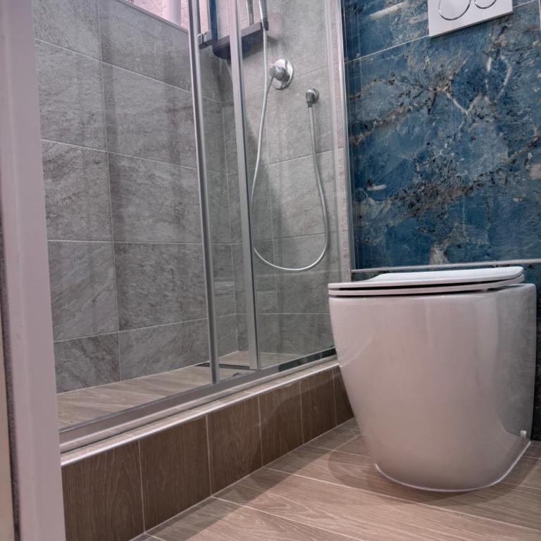 Living - Standard Double Room - 12