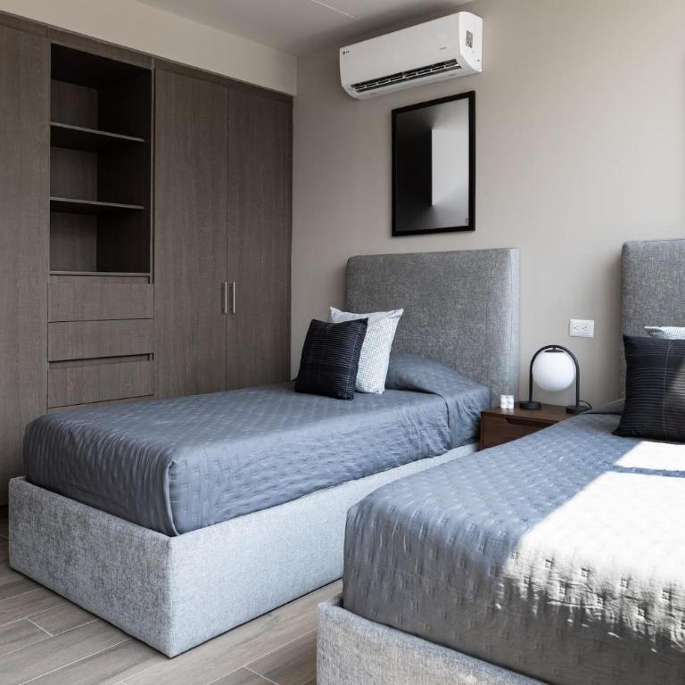 Modern Apartment with City Views and Pool Access - Apartamento - 18