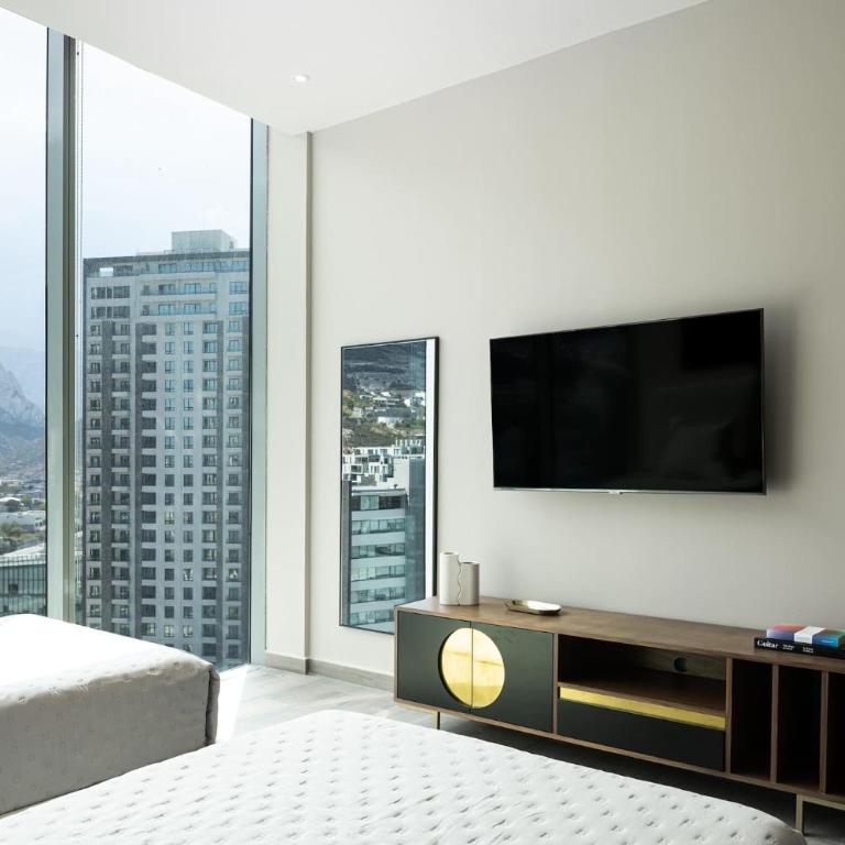 Pool Gym & Open City Mountain Views - Apartamento - 17