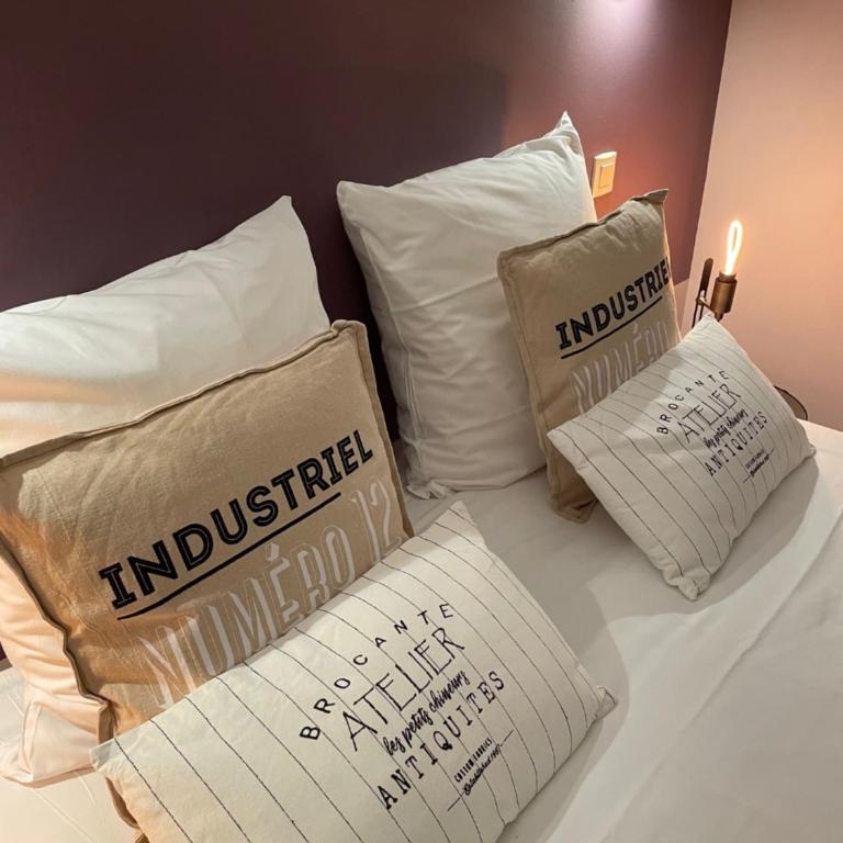 Le logis Katia - Chambre Double avec Salle de Bains Privative - 16