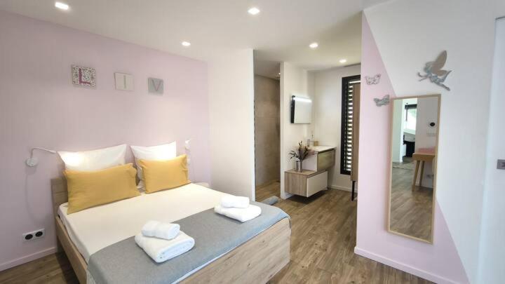 Cassis Lodges - Maison de Vacances 3 Chambres - 34
