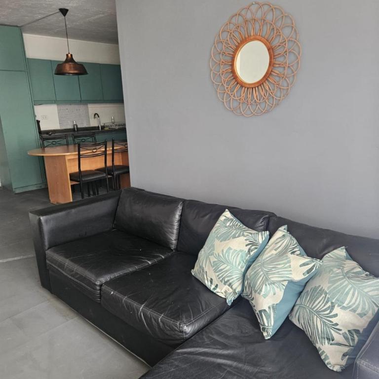 Depto arlegui centro - Two-Bedroom Apartment - 8