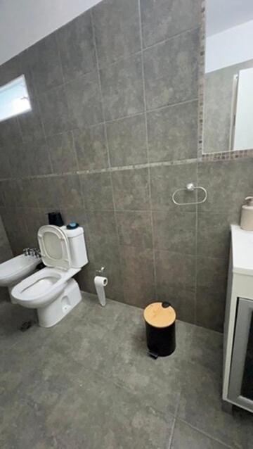 Mirador Rest House - Casa entera con pileta privada - Three-Bedroom House - 6