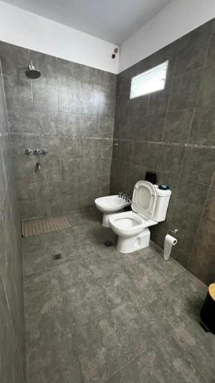 Mirador Rest House - Casa entera con pileta privada - Three-Bedroom House - 36