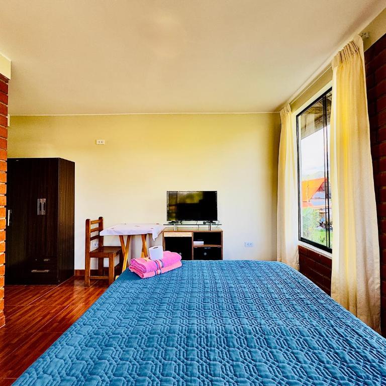 Casa Familiar TOVCA Oxapampa - Double Room with Private Bathroom - 1