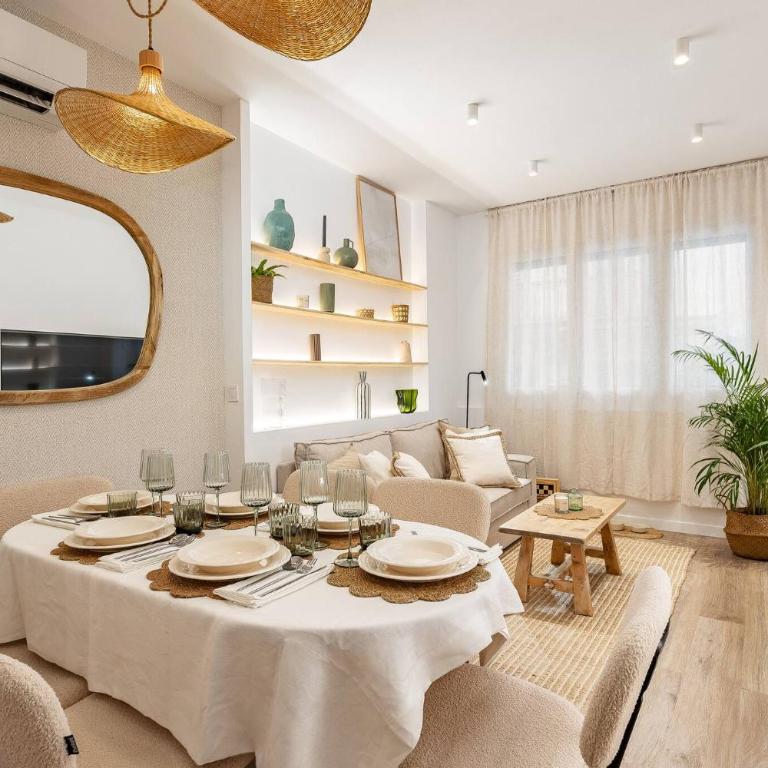 City Centre - Mediterranean Vibes - Three-Bedroom Apartment - 6