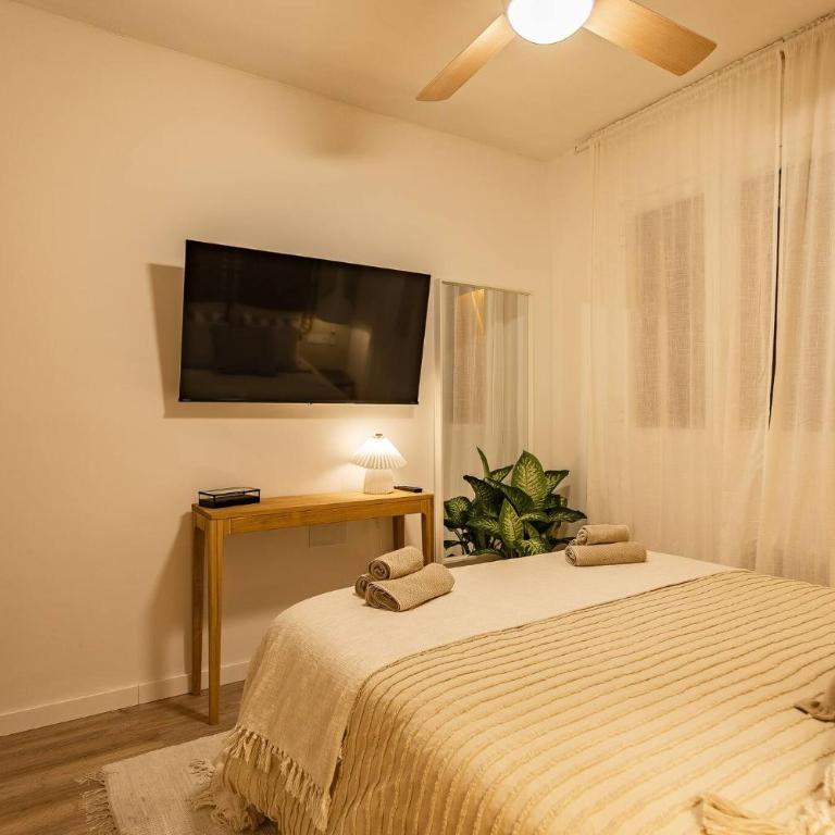 City Centre - Mediterranean Vibes - Three-Bedroom Apartment - 14