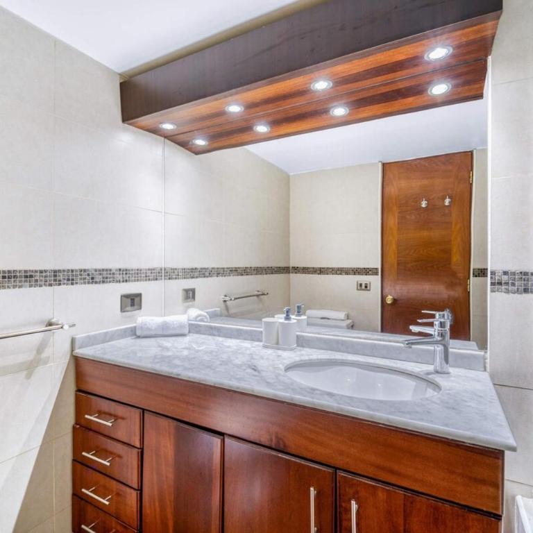 Arauco Urban Apartment in Las Condes near Parque Arauco - Two-Bedroom Apartment - 6