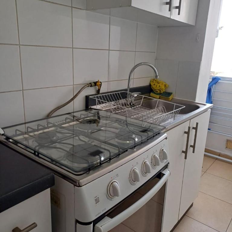 Arriendo Departamento Amoblado condominio Las Palmas - Three-Bedroom Apartment - 4