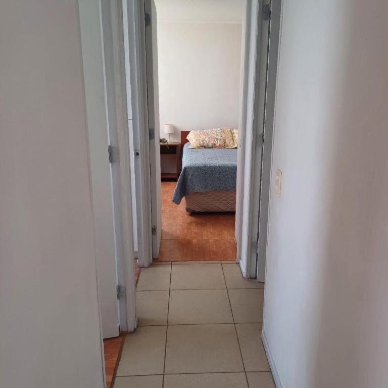 Arriendo Departamento Amoblado condominio Las Palmas - Three-Bedroom Apartment - 14