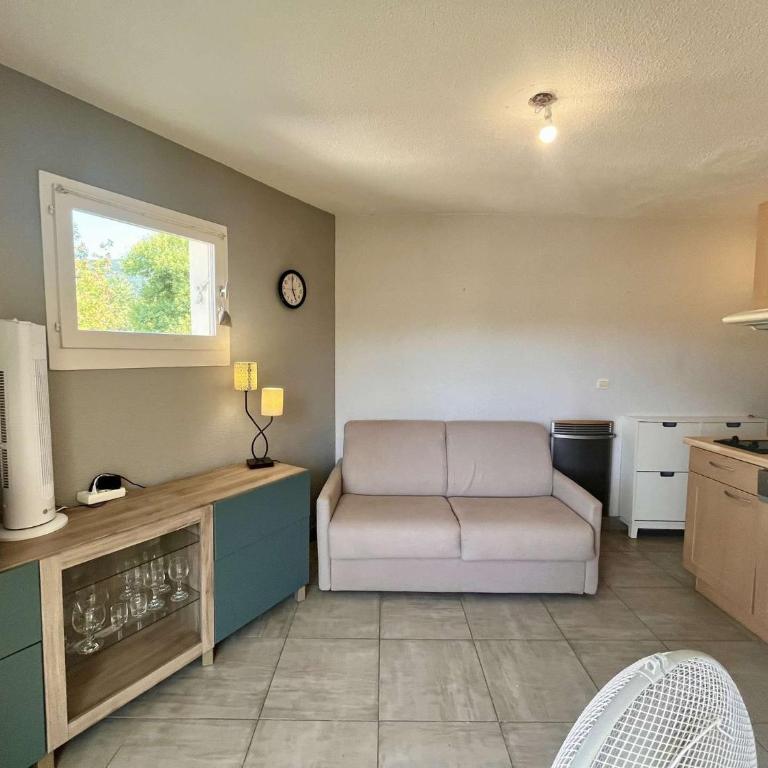 CA830-201 APPARTEMENT 2 PIÈCES POUR 4 Personnes CAVALAIRE sur mer - Appartement 1 Chambre - 3