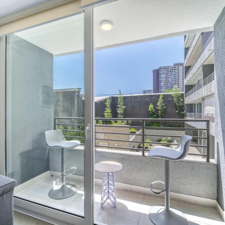 Live Ñuñoa with Pool & Wifi in Metro Irarrázaval - Two-Bedroom Apartment - 6