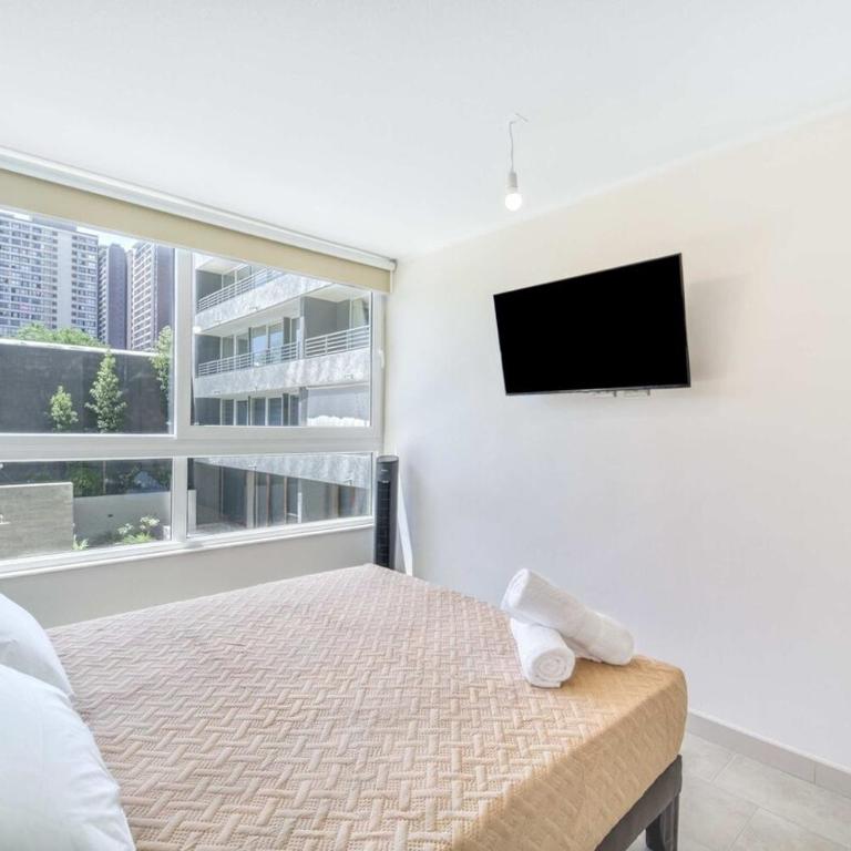 Live Ñuñoa with Pool & Wifi in Metro Irarrázaval - Two-Bedroom Apartment - 10